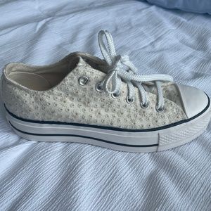 Converse sneakers size US 8,5-9